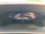 Peugeot 208 1.2 Hybrid 100 e-DCS6 GT | Navi | Cruise | Clima | Camera V+A | Parkeersensoren V+A | Alcantara | Stoelverwarming | 17" Lichtmetaal | Metallic |