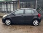 Toyota Yaris 1.3 VVTI COOL