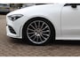 Mercedes-Benz CLA 180 Business Solution AMG / Panoramadak / Camera / 19'' / Sfeerverlichting / Leder&Alcantara / Cruise Control