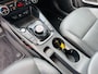 Kia e-Soul ExecutiveLine 64 kWh Sunroof | Full options | Draaghaak tbv Fietsendrager | 1-Fase > max 7.2 kw laden bij laadpaal
