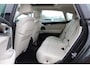 BMW 6-Serie Gran Turismo 630i High Exe. Edition 68.661 km! / Panoramadak / 360Camera / Head-up / Luchtvering / 20'' / Luxe Leder / Safety Pack / Luxury Line / Navigatie / Stoelverwarming