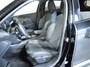 Peugeot 2008 1.2 PureTech 130 GT NAVIGATIE | CARPLAY | ACHTERUITRIJCAMERA MET SENSOREN | E.C.C. | VERWARMBARE VOORSTOELEN | 9168km