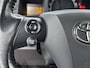 Toyota iQ 1.0 VVTi Comfort | Navigatie | Airco | LM velgen |