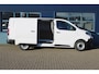 Citroën Jumpy L3 1.5 BlueHDI 120 PK S&S ACTIE! 0,0% FINANCIAL LEASE - 36 MND / Prijs excl. BTW, BPM en kosten rijklaarmaken. Dit voertuig valt onder de ondernemersregeling, waardoor BPM-vrijstelling mogelijk is.| 2 zitplaatsen rechtsvoor | Achteruitrij Camera | Airco (automatisch)