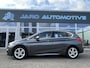BMW 2-Serie Active Tourer 220i High Executive | M-Sport | HUD | Automaat | trekhaak afneembaar 1.500 kg | incl. dealerbeurt