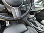 BMW 2-Serie Active Tourer 220i High Executive | M-Sport | HUD | Automaat | trekhaak afneembaar 1.500 kg | incl. dealerbeurt