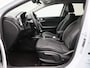 Kia Ceed Sportswagon 1.0 T-GDi DynamicPlusLine | Automatische achterklep | Stoel en stuur verwarming | Kruisend verkeers detectie