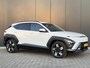 Hyundai Kona 1.6 GDI HEV Premium / lederen bekleding / Navigatie / 360 View Camera / Rijdende demo, informeer naar de beschikbaarheid