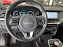 Kia Niro DynamicLine 64 kWh , FABRIEKSGARANTIE T/M 05-2032 of 150.000km , Stoel/Stuurverwarming , Keyless , Parkeersensoren achter , Achteruitrij camera , Apple Carplay/Android Auto , Adaptive cruise control
