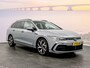 Volkswagen Golf Variant 1.5 eTSI R-Line DSG7