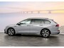 Volkswagen Golf Variant 1.5 eTSI R-Line DSG7