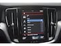 Volvo S60 2.0 T4 R-Design Panoramadak / 19'' Velgen / DAB /
