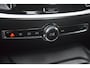 Volvo S60 2.0 T4 R-Design Panoramadak / 19'' Velgen / DAB /
