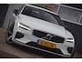 Volvo S60 2.0 T4 R-Design Panoramadak / 19'' Velgen / DAB /