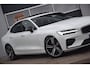 Volvo S60 2.0 T4 R-Design Panoramadak / 19'' Velgen / DAB /