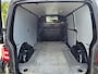 Volkswagen Transporter 2.0 TDI L1H1 | Highline | 204 pk ! Automaat | Trekhaak | Full led | Camera | Navigatie | Stuurwielbediening | Sidebars | Bijrijdersbank | Nette auto!