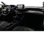 Peugeot 2008 1.2 PureTech Allure / Navigatie / Stoelverwarming / Trekhaak / Adaptive Cruise Control / Achteruitrijcamera / Digitaal instrumentenpaneel / Clima / PDC / Privacy glas / Mirror Link