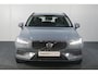 Volvo V60 B3 Essential | Verwarmbare Voorstoelen | Adaptieve Cruise Control | Dodehoekdetectie Met Correctie | Verwarmbaar Stuurwiel | Parkeersensoren | Verwarmbare Achterbank | Navigatiesysteem | Keyless Start | Rijstrooksensor Met Correctie
