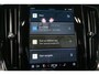 Volvo V60 B3 Essential | Verwarmbare Voorstoelen | Adaptieve Cruise Control | Dodehoekdetectie Met Correctie | Verwarmbaar Stuurwiel | Parkeersensoren | Verwarmbare Achterbank | Navigatiesysteem | Keyless Start | Rijstrooksensor Met Correctie