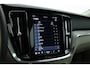 Volvo V60 2.0 T6 Plug-in hybrid AWD Plus Dark | Stuur- & 4x stoelverw. | H&K | Camera | ACC | Blis |