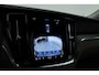 Volvo V60 2.0 T6 Plug-in hybrid AWD Plus Dark | Stuur- & 4x stoelverw. | H&K | Camera | ACC | Blis |