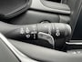 Renault Captur 1.3 TCe 140 EDC Automaat Intens / 1.500KG Trekgewicht / Adaptieve cruise control / Dodehoekdetectie / Keyless / Climate control / Stoel- en stuurverwarming