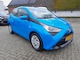 Toyota Aygo 1.0 VVT-i x-play mooie complete Aygo in het blauw !