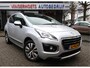 Peugeot 3008 130 Pk Benzine * Hele Luxe Allure * TOPONDERHOUDEN !!! NIEUWE APK * * Panoramadak * Trekhaak * Zwart Lederen Bekleding * Stoelverwarming * Navigatie * Achteruitrij Camera * Head Up Display * Vingerhoets; Vierde Generatie Eersteklas Service !