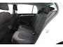 Volkswagen Golf 1.5 TSI Highline | Trekhaak | CarPlay | Navigatie | Stoelverwarming | Adap. Cruise | LED |