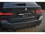 BMW 3-Serie Touring 330e High Executive M Sport | M Performance | PDC | Leer | Hifi | Ambiance Verlichting | Stoelverwarming | Adaptive Cruise Control | BTW | LED | Shadow Line | Keyless | Navigatie Prof. | DAB | Elek. Trekhaak