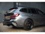 BMW 3-Serie Touring 330e High Executive M Sport | M Performance | PDC | Leer | Hifi | Ambiance Verlichting | Stoelverwarming | Adaptive Cruise Control | BTW | LED | Shadow Line | Keyless | Navigatie Prof. | DAB | Elek. Trekhaak