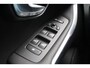 Volvo V40 1.6 T2 You! INC BTW - XENON - CRUISE - PDC - HIGH PERF AUDIO - DEALER OH!