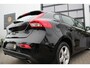 Volvo V40 1.6 T2 You! INC BTW - XENON - CRUISE - PDC - HIGH PERF AUDIO - DEALER OH!