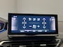 Peugeot 5008 Automaat 1.2 PureTech GT AUTOMAAT | 7 Persoons | BLACK PACK | 19'' LMV | Navigatie | Clima | Camera | Stoelverwarming | Adaptieve Cruise | Elec.Klep | '| 2 stoelen op derde rij | Achterstoelen uitneembaar | Airco (automatisch)