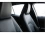 Lexus UX 300e Luxury Line 73 kWh | Mark Levinson Audio | Apple Carplay Android Auto | 12.3" Display |