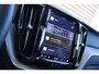 Volvo XC60 Recharge T8 AWD Ultimate Dark | LONG RANGE | Luchtvering | Trekhaak