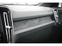 Volvo EC40 Single Motor Plus 69kWh | Adaptieve Cruise Control | 20 Inch lichtmetalen velgen | Black Pakket | Dodehoekdetectie | Keyless entry | Panoramadak | All-Seasons |