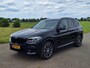 BMW X3 xDrive30e Hybride M-Sport Full Options/Panodak/Trekhaak/Leer/HUD/Stuur en stoel verwarming/360 Camera/Adaptive Licht/Led/Elektrisch stoelverstelling/Key Less/ Carbon Zwart/BTW/ Dealer onderhouden M