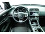Jaguar XE 2.0t Prestige R-Sport Wit Metallic. 19"LMV, Navi, Camera, Xenon, Stoelverw