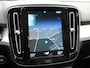 Volvo XC40 T5 Recharge R-Design Plug In Hybrid 261pk PHEV | Panodak | Trekhaak af Fabriek | Apple Carplay | Virtual | Navigatie | L.M. 18" | DAB | Cruise Control | Climate Control |