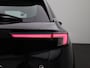 Opel Mokka-e Elegance 50-kWh | Navigatie | Apple Carplay / Android Auto | Achteruitrijcamera | Wide Screen Virtual Cockpit | Cruise Control | Parkeersensoren | Climate Control | Warmtepomp | Dodehoek Detectie | Lane Assistant | Keyless | Lichtmetalen Velgen |