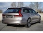 Volvo V90 2.0 T6 Plug-in hybrid AWD Ultra Dark Gelamineerd Glas | Trekhaak | Head-Up Display | 360 camera