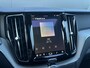 Volvo XC60 Recharge T6 AWD Plus Dark | Achteruitrijcamera | Apple Carplay/Android Auto | Apple Carplay/Android Auto|telefoonintegratie premium