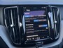 Volvo XC60 Recharge T6 AWD Plus Dark | Achteruitrijcamera | Apple Carplay/Android Auto | Apple Carplay/Android Auto|telefoonintegratie premium