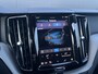 Volvo XC60 Recharge T6 AWD Plus Dark | Achteruitrijcamera | Apple Carplay/Android Auto | Apple Carplay/Android Auto|telefoonintegratie premium