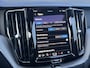 Volvo XC60 Recharge T6 AWD Plus Dark | Achteruitrijcamera | Apple Carplay/Android Auto | Apple Carplay/Android Auto|telefoonintegratie premium