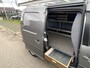 Volkswagen Caddy Maxi L2H1 1.6 TDi DSG-automaat met o.a. imperiaal, luxe laadruimte inrichting, cruise, airco, etc.