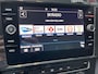 Volkswagen Golf Variant 1.5 TSI Highline R-Line | Navigatie | Camera | Climate Control | Trekhaak | Cruise Control | Bluetooth | 18"LMV |