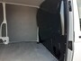 Volkswagen Transporter 2.0 TDI L2 30 Comfortline Nw model Airco Cruise control PDC Trekhaak 2200Kg