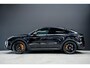 Porsche Cayenne Coupé 4.0 640pk Turbo GT |carbon exterieurpakket|oranje remklauwen en oranje stiksels|softclose|meesturende achteras|keramisch|carbon dak|zwarte pdls koplampen|stoelventilatie|blind spot|sport chrono|